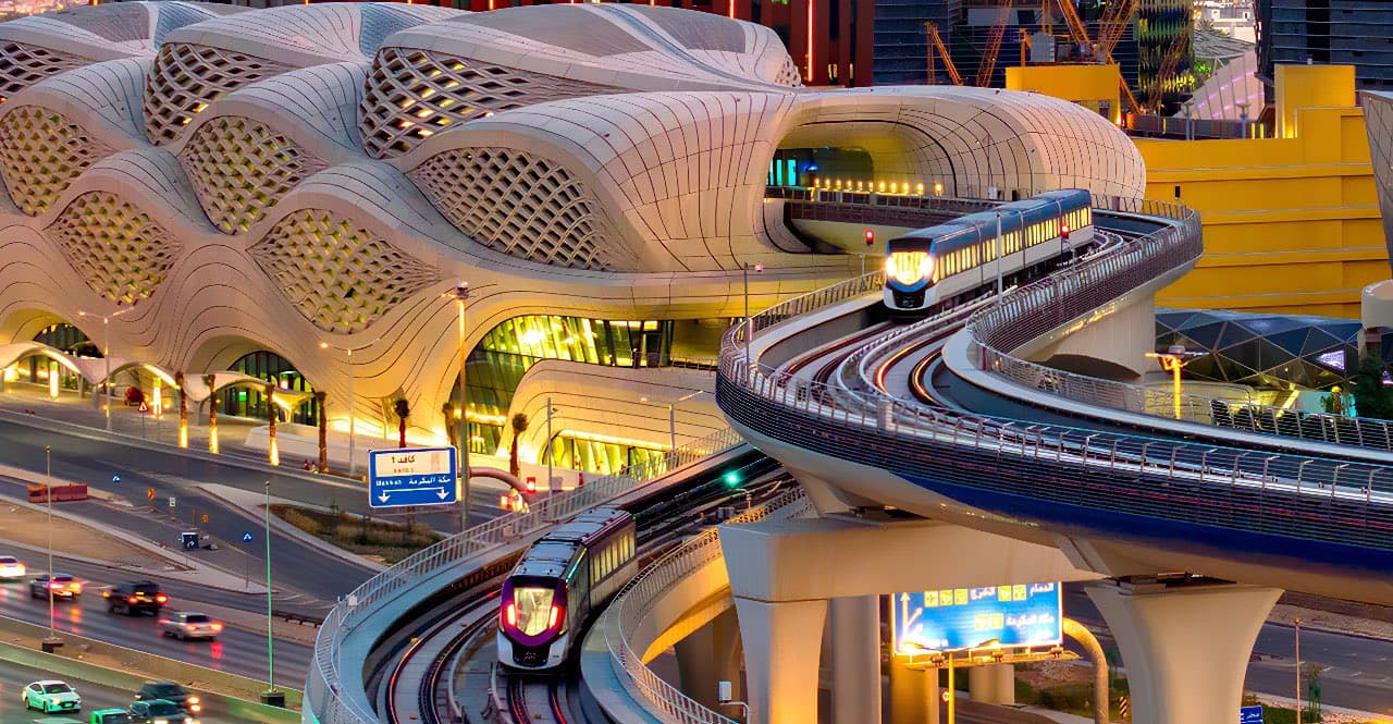 Riyadh: KAFD Architecture Tour with Expert (2h)