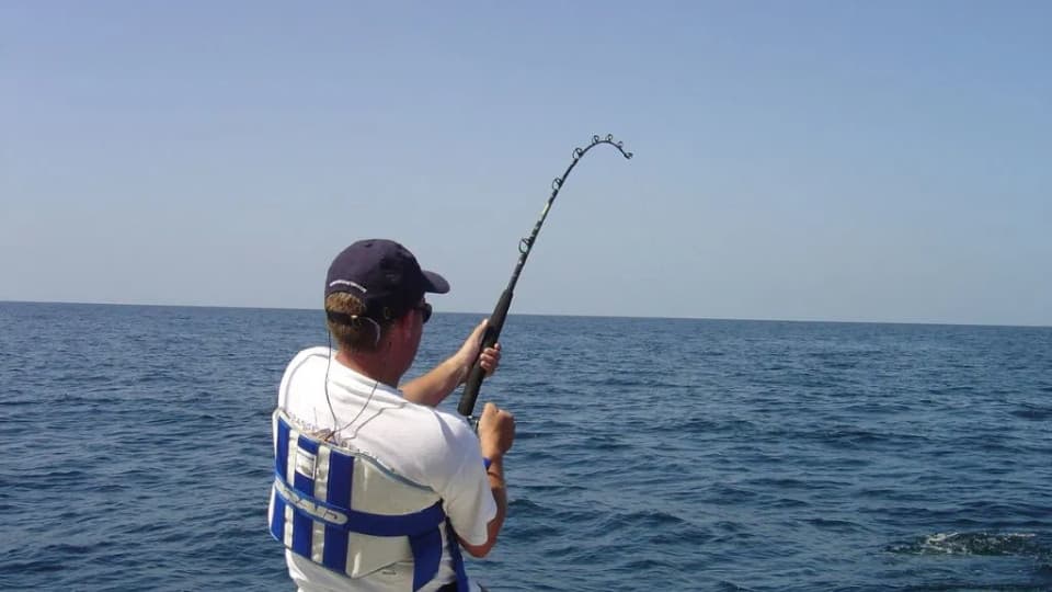 Jeddah: A fishing trip by boat in the middle of the Red Sea