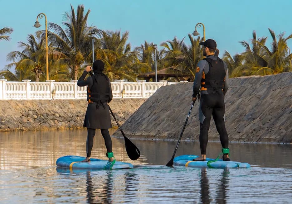 Yanbu: Paddleboarding experience inside the canal